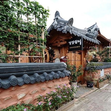 Starlight Rest Area Hotel Jeonju Exterior photo