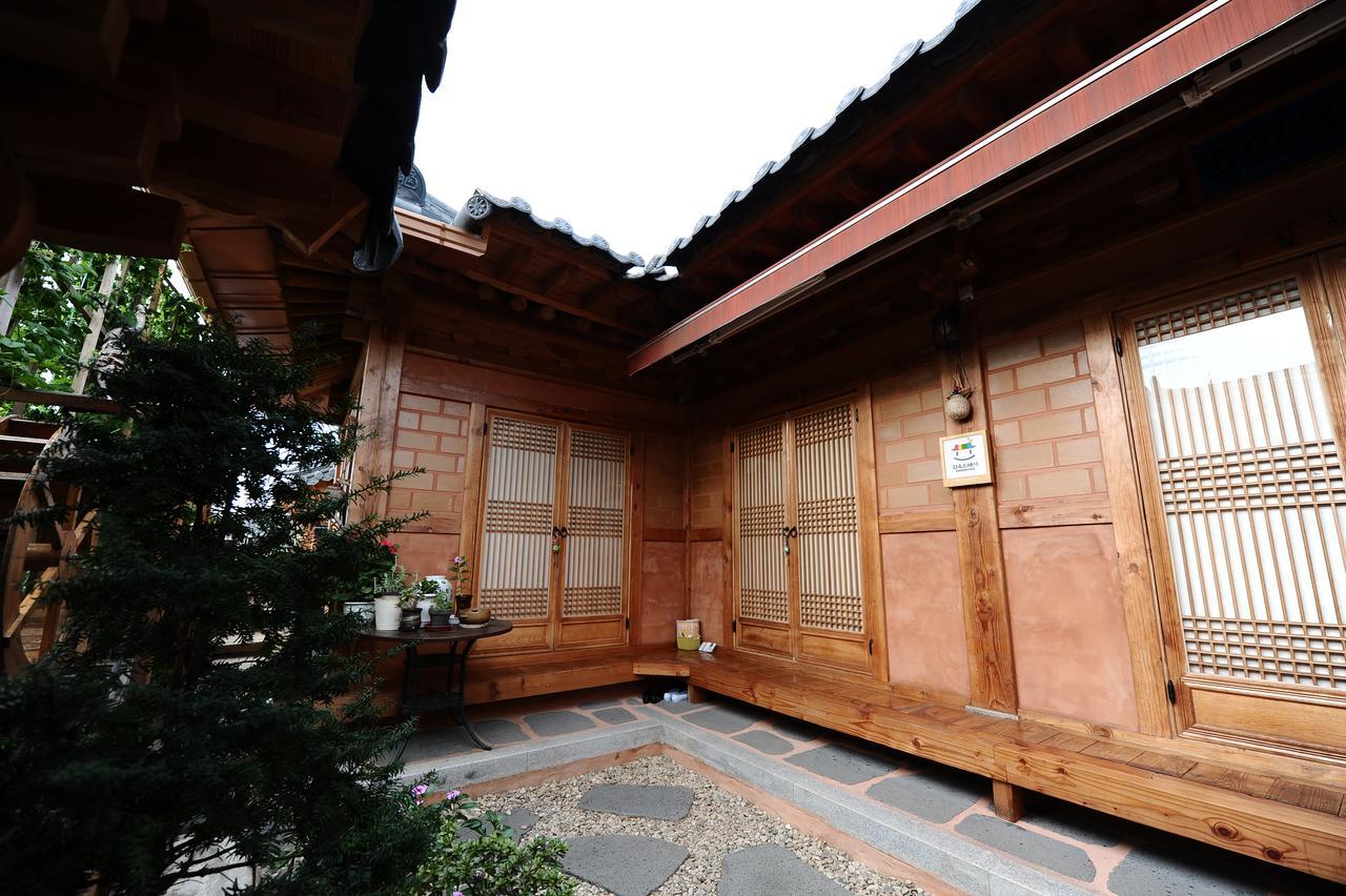 Starlight Rest Area Hotel Jeonju Exterior photo
