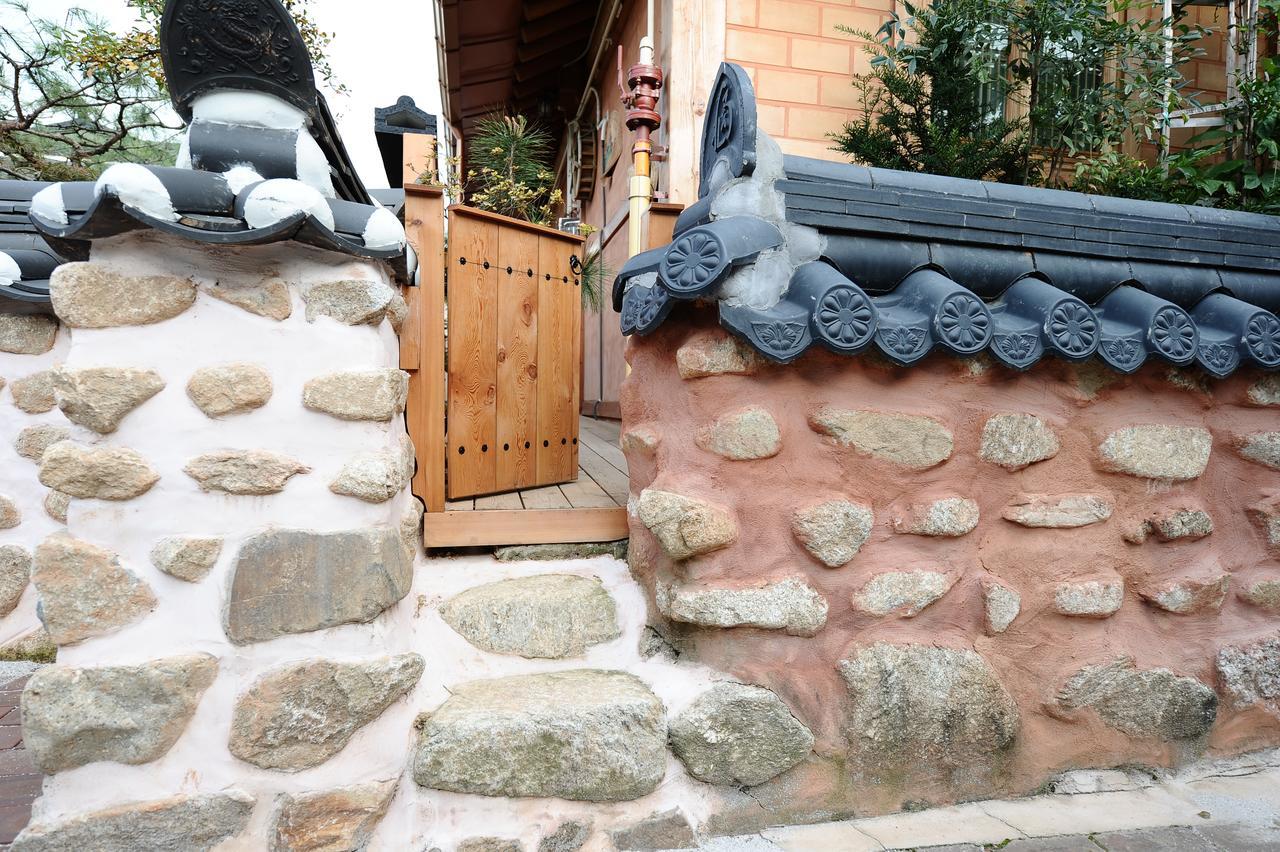 Starlight Rest Area Hotel Jeonju Exterior photo